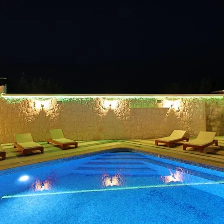 Anber Villa