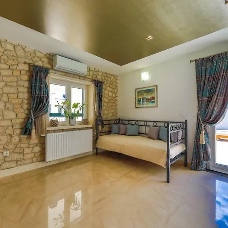 Villa Anber
