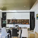 Villa Anber *